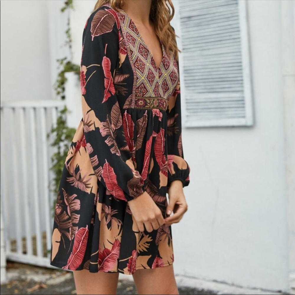 Boho Leaves V Neck Babydoll Long Sleeve Dress - Picture 2 of 5